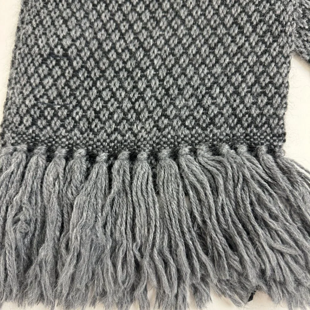Chalinas Alpaca Scarf Fringe Gray & Black